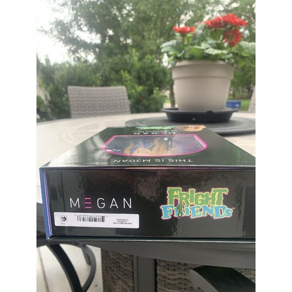 M3GAN (MEGAN) Doll/Plush In Box By Culturefly Halloween Horror Universal New - Picture 5 of 8